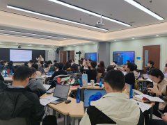 并率领教师完成AI大模子利用以及AI辅帮文献检索 